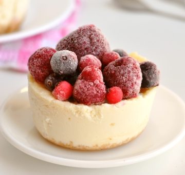 A delicious microwave cheesecake with berries