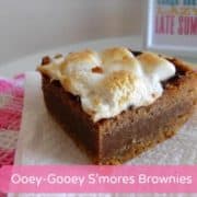 Ooey-Gooey S¡mores Brownies | www.happyhealthymotivated.com