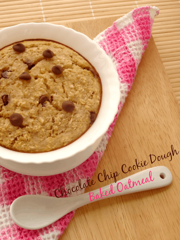Chocolate Chip Cookie Dough Baked Oatmeal | www.happyhealthymotivated.com