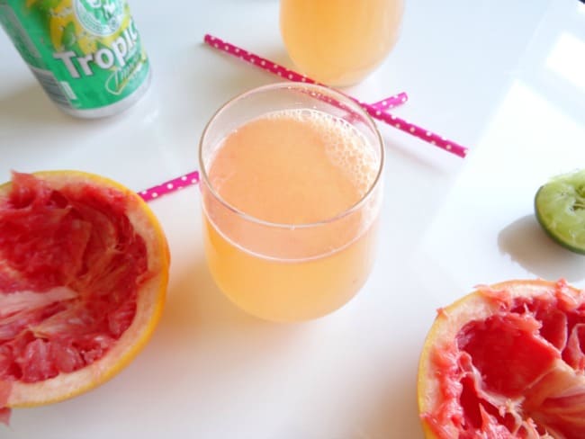 Grapefruit Beergaritas Recipe - sweet, fruity and refreshing summer cocktails for Cinco de Mayo! | www.happyhealthymotivated.com