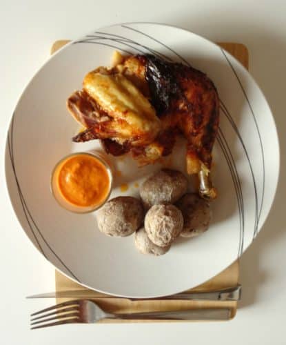 Healthier Adeje Chicken #Recipe - a delicious roast chicken smothered in a spicy red-pepper based mojo sauce typical of the Canary Islands. This recipe is a great way to jazz up an ordinary roast chicken! | www.happyhealthymotivated.com