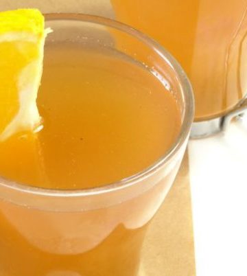 Homemade Spiced Apple Cider Recipe - this easy recipe shows you how to make your own cider at home in the Crock Pot. The recipe is entirely from scratch - no apple cider or apple juice in sight! - and is quick and easy to follow | www.happyhealthymotivated.com