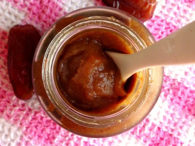 This healthy vegan caramel is made from just one ingredient, which makes it totally gluten-free and dairy-free! It's quick to make (takes literally less than 5 minutes) and has the most amazing, intense caramel flavour.