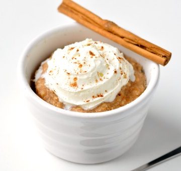 Healthy Cinnamon Roll Mug Cake Recipe