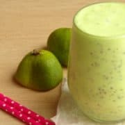 This healthy smoothie recipe is packed with delicious key lime flavor and has enough protein and fiber to keep you full until lunchtime! No weird, hard-to-find ingredients. Just simple, yummy ingredients you've probably already got at home.